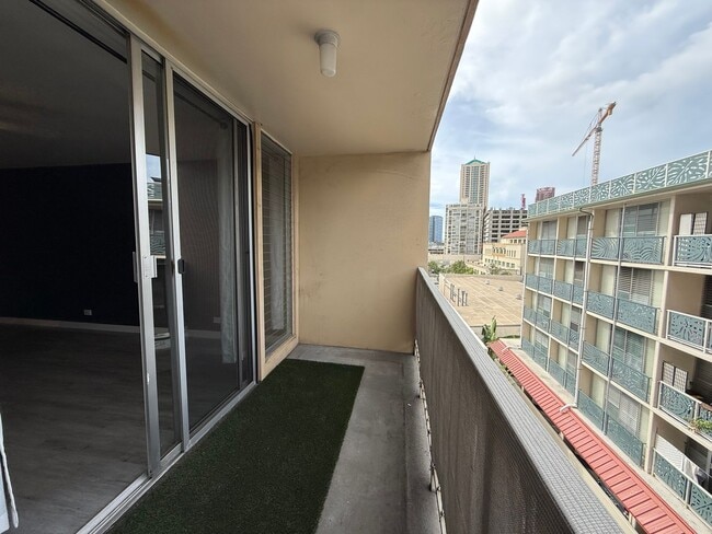 Building Photo - 785 Kinau St