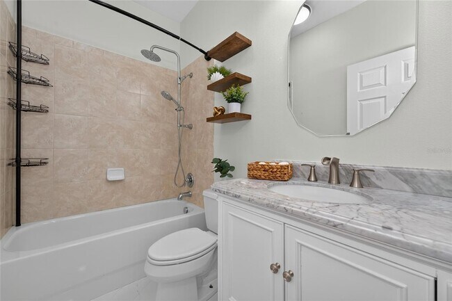 Building Photo - 2260 Pickford Cir