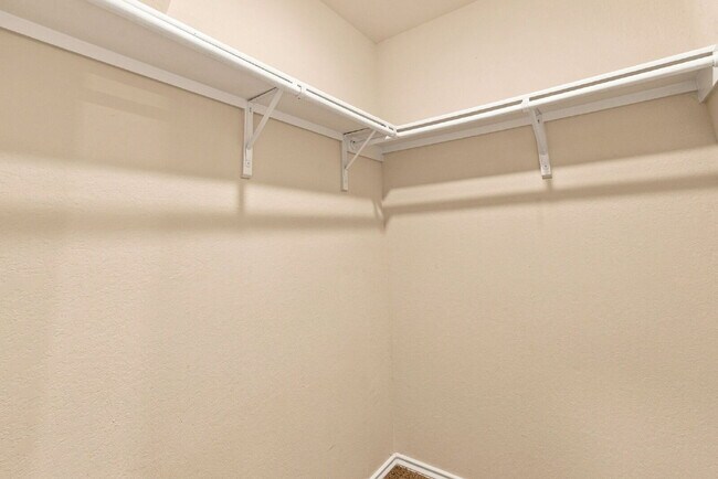 Building Photo - 8111 Autares Sq