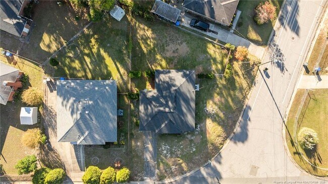 Building Photo - 1913 Corrinna St