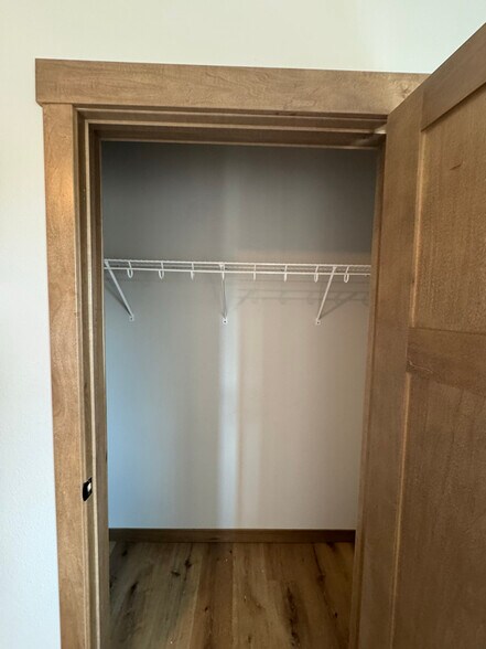 Building Photo - 600 Hickory St