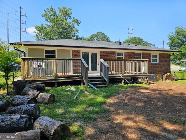Building Photo - 2744 Chamblee Tucker Rd