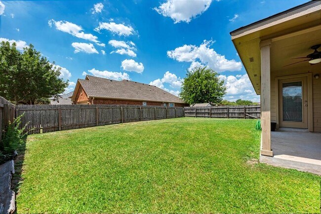 Building Photo - 601 Timothy John Dr
