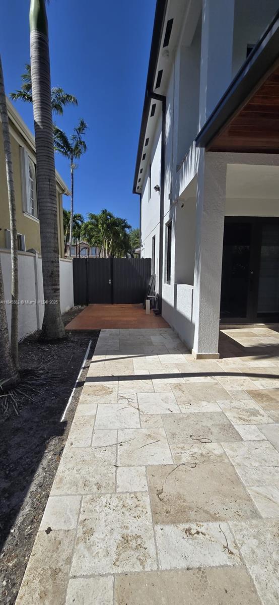 Building Photo - 14876 SW 25th Ln