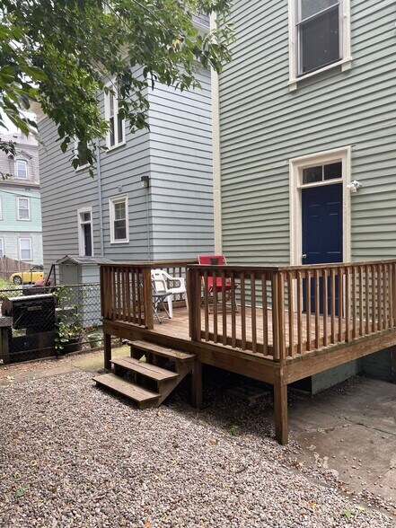 Rear Deck - 67 Vernon St