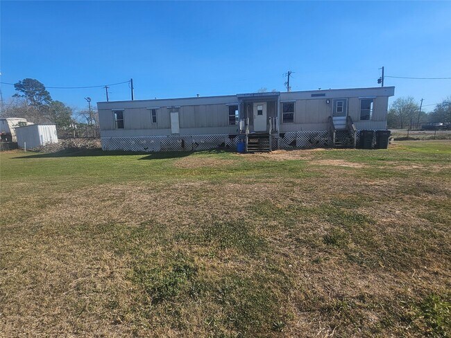 Building Photo - 1423 S Prosperity St
