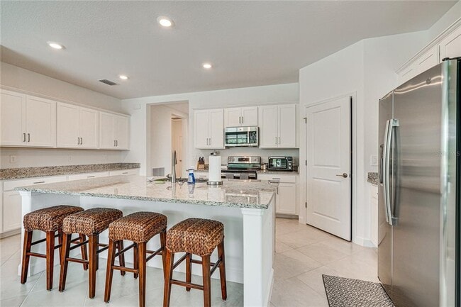 Building Photo - 3250 Weston Manor Dr