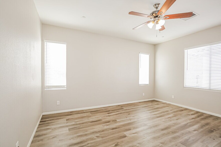 Building Photo - 8928 Brentwood Grove Ct