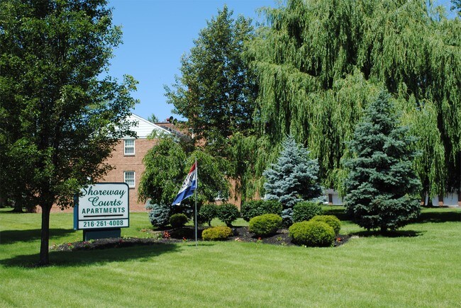 Building Photo - 25501 Lakeshore Blvd