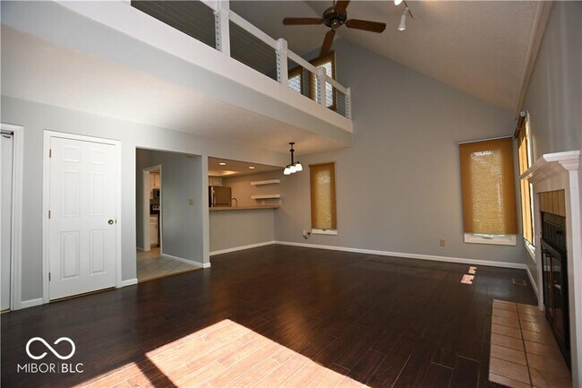 Building Photo - 6536 Apollo Way