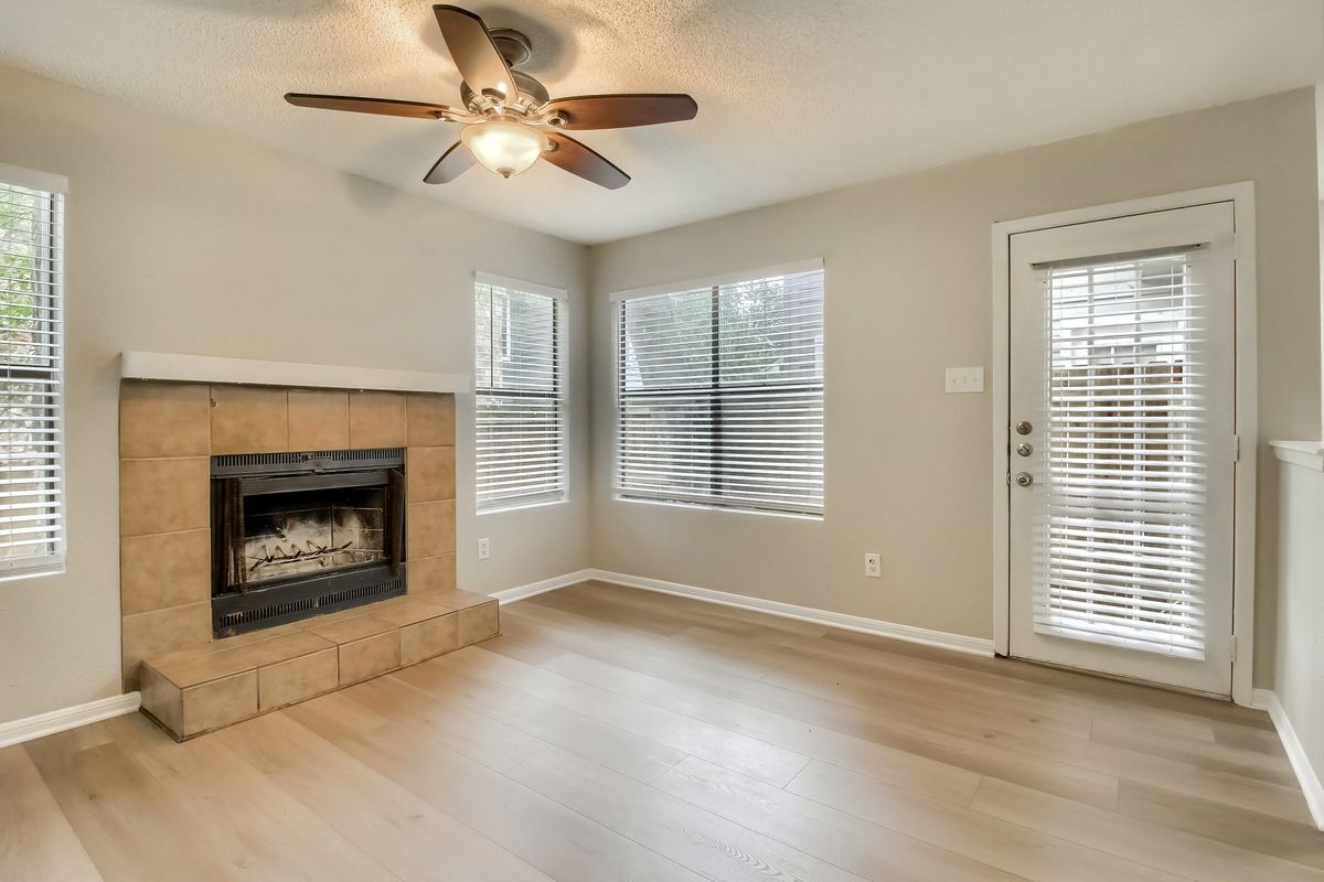 Building Photo - 8810 Schick Rd