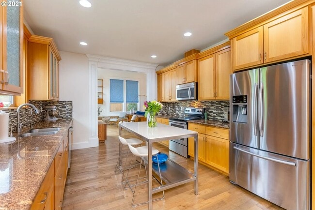 Building Photo - 7484 SW 194th Terrace