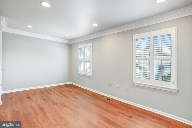 Building Photo - 14508 Four Chimney Dr