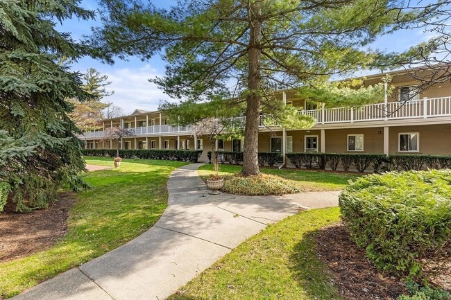 Primary Photo - Birmingham Condo!