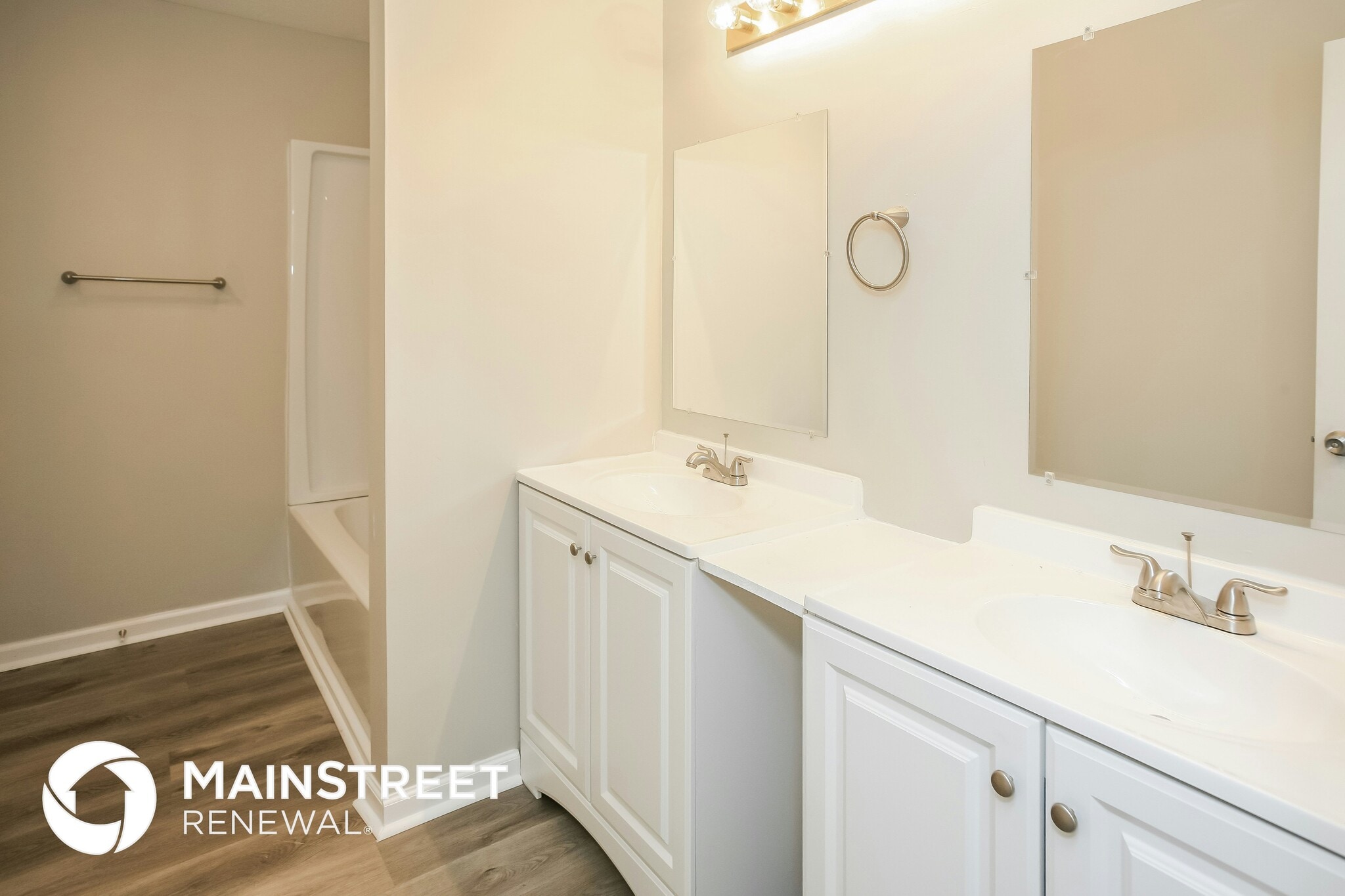 Building Photo - 8360 Sawgrass Dr