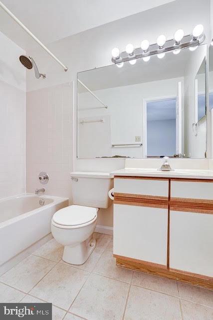 Building Photo - 1645 Oak Spring Way