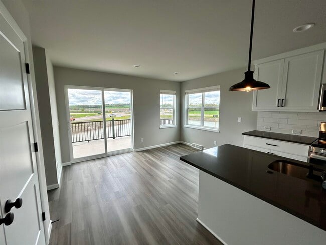 Building Photo - 2401 Wildcat Dr