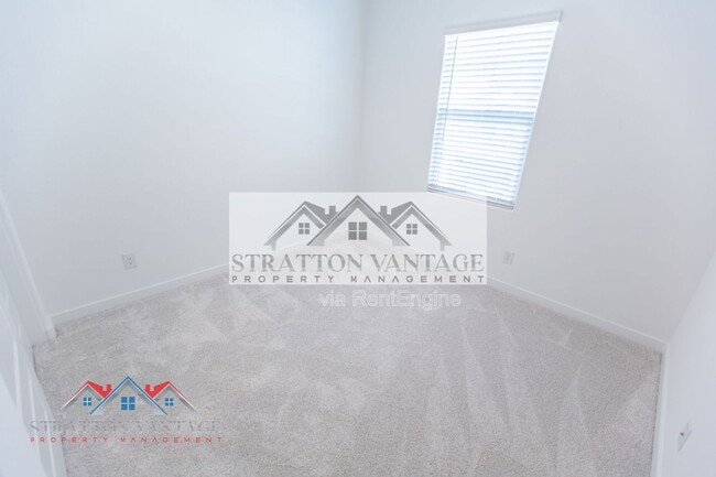 Building Photo - 4117 E Pinto Dr