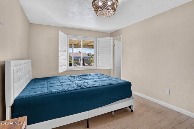 Building Photo - 3629 E Winchcomb Dr