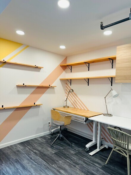 Building Photo - 4300 Horton St
