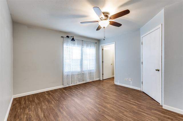 Building Photo - 301 S Weatherford St