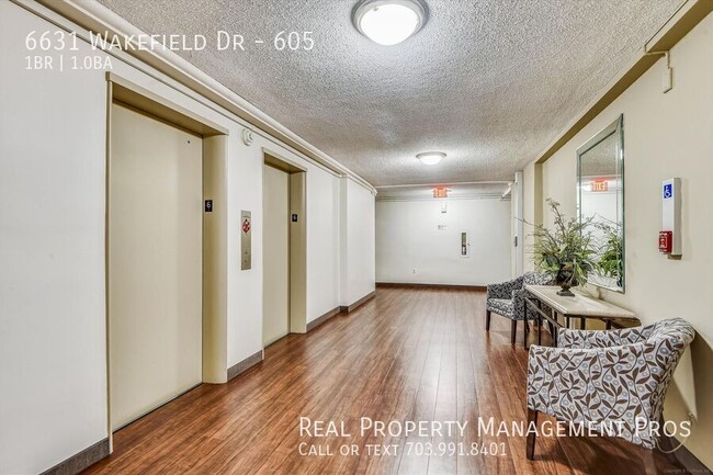 Building Photo - 6631 Wakefield Dr