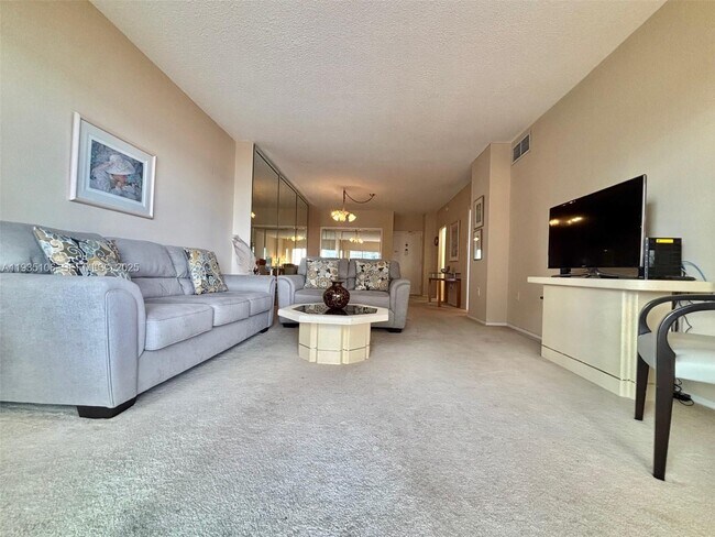 Building Photo - 1950 S Ocean Dr