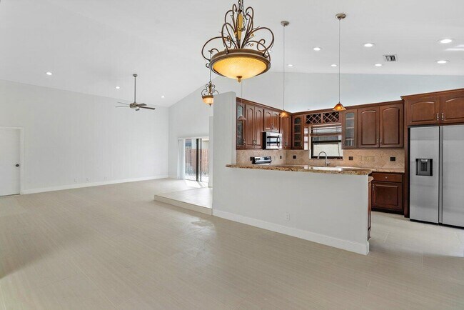 Building Photo - 21757 Contado Rd