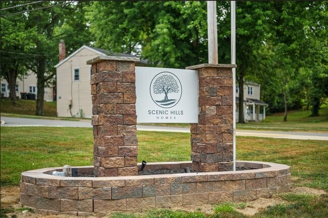 Building Photo - Welcome to Scenic Hills Homes - Midland, PA!!