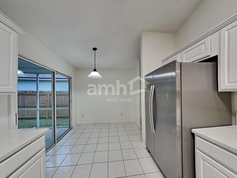 Building Photo - 867 Bonaparte Landing Blvd