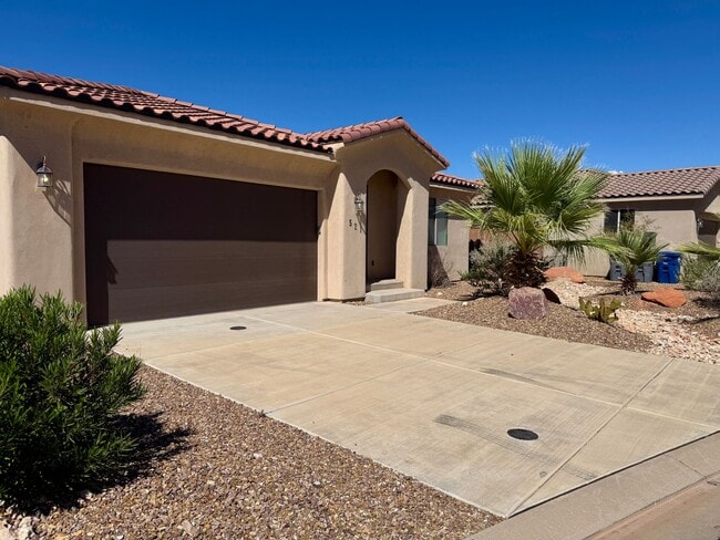 Building Photo - 521 N Creek Ridge Dr