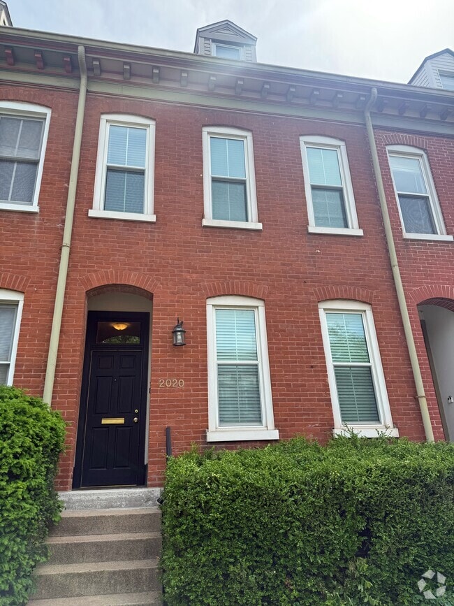 Building Photo - 2020 Sidney St