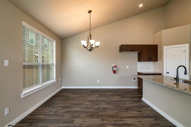 Building Photo - 609 Harvest Moon Dr
