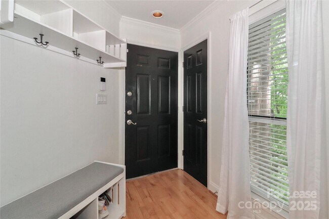Building Photo - 2508 Cranbrook Ln