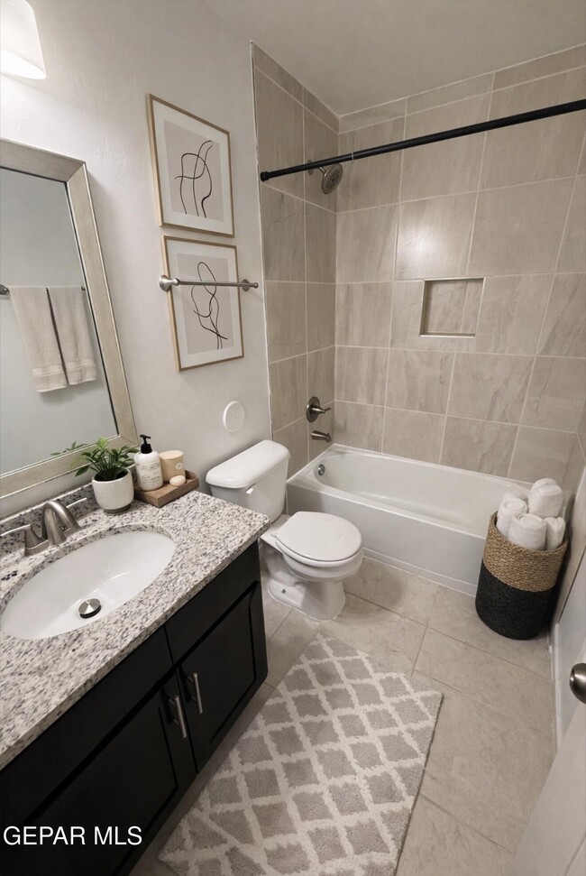 Building Photo - 644 Paseo Dulce Ave