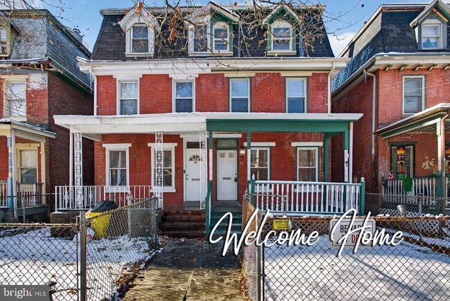 Building Photo - 39 Carroll St