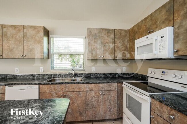 Building Photo - 6109 Higgins Ave