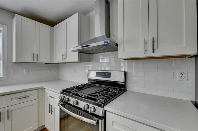 Building Photo - 340 Waddington Trail