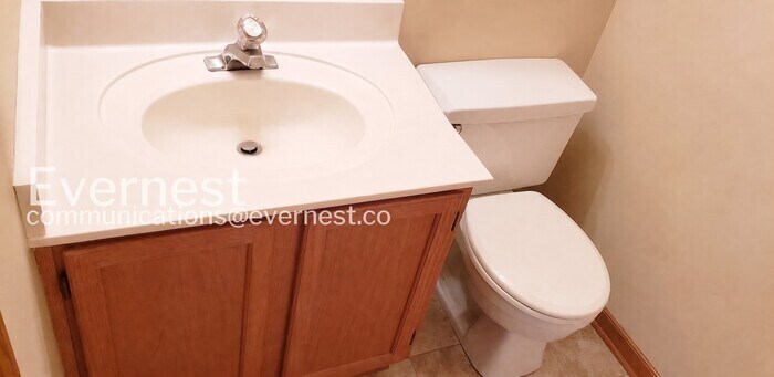 Building Photo - 10550 Bridgemor Dr