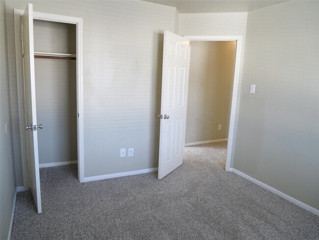 Building Photo - 1739 Nichole Woods Dr