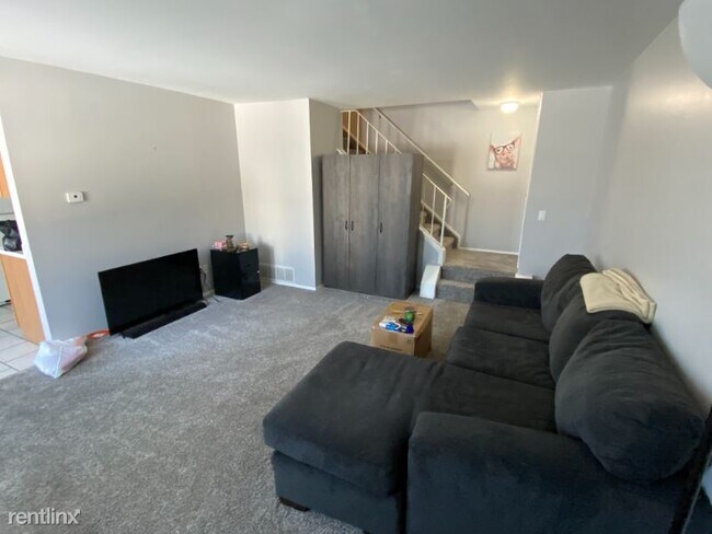 Building Photo - 2 br, 1.5 bath House - 50070 S Benny Ct