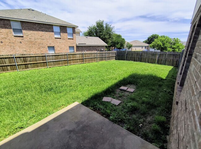 Building Photo - Beautiful 4-Bedroom Home for Lease – Corne...