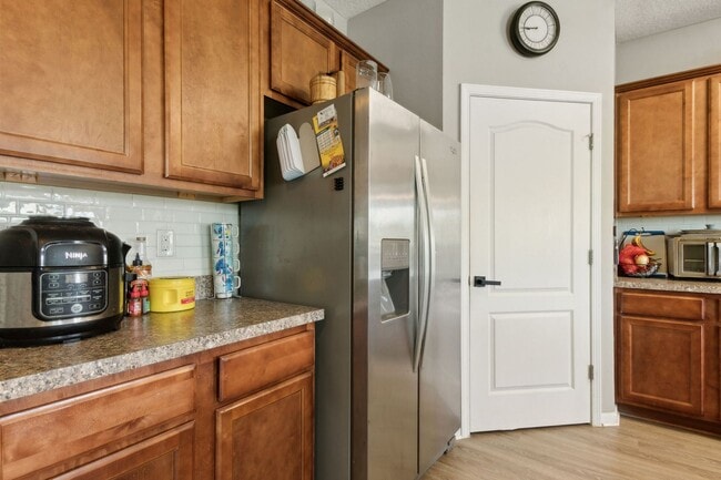 Building Photo - Spacious 5-Bedroom Home  – Prime Amelia Co...