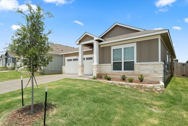 Building Photo - 4 Bedroom Home in Troy ISD!