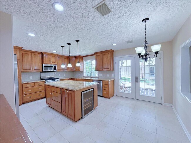 Building Photo - 14718 Atterbury Dr