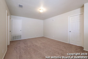 Building Photo - 8011 Willow Country
