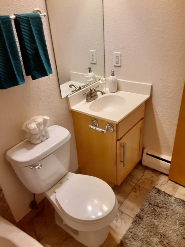 Building Photo - 2532 1st Ave S