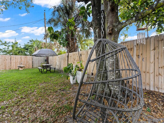 Building Photo - 2740 NW 21st St