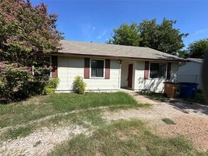 Building Photo - 10505 Mcmillian Dr