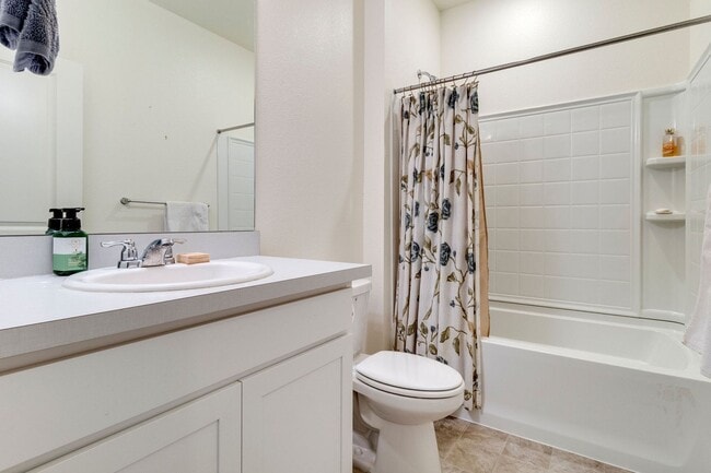 Building Photo - Modern 4-Bedroom Ranch Home with Mountain Views and 3-Car Garage